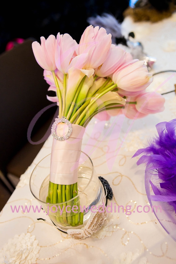 #bride #bouquet #tulips #pink #wedding
